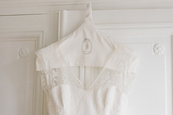 Lagerung Hanger Cover